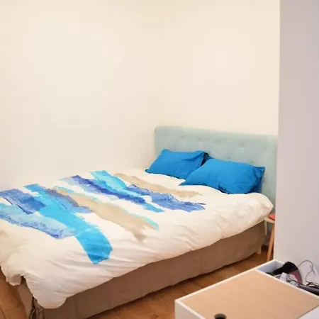 Daire Wonderful Near Ternes Champs Elysees